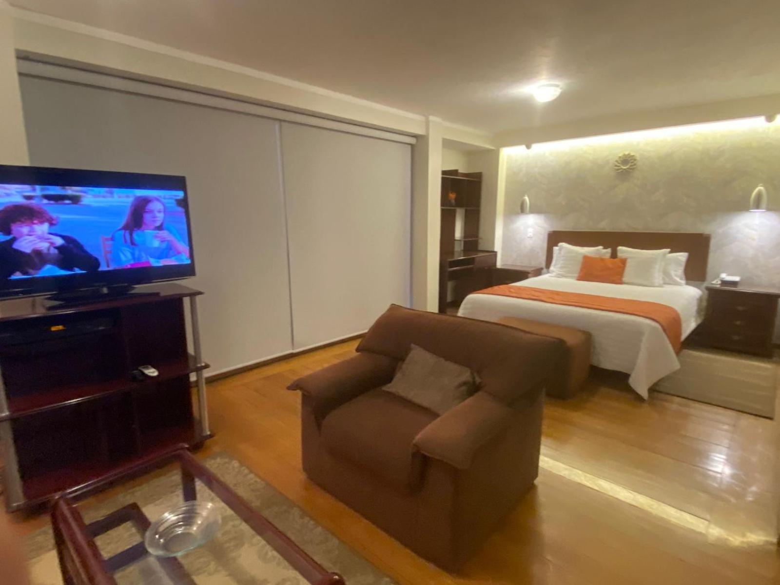 Suites Metropoli Quito Exterior photo