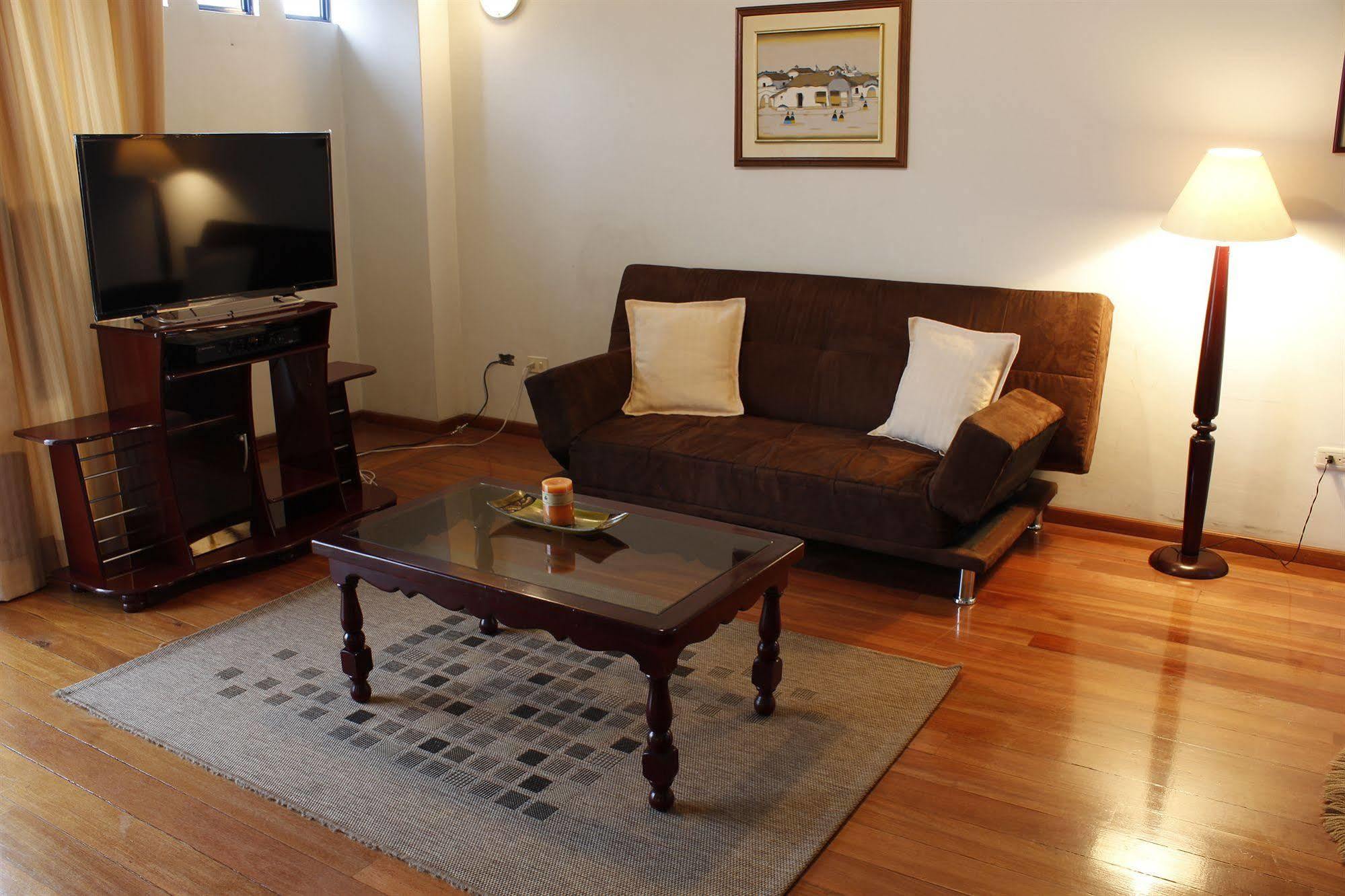 Suites Metropoli Quito Exterior photo