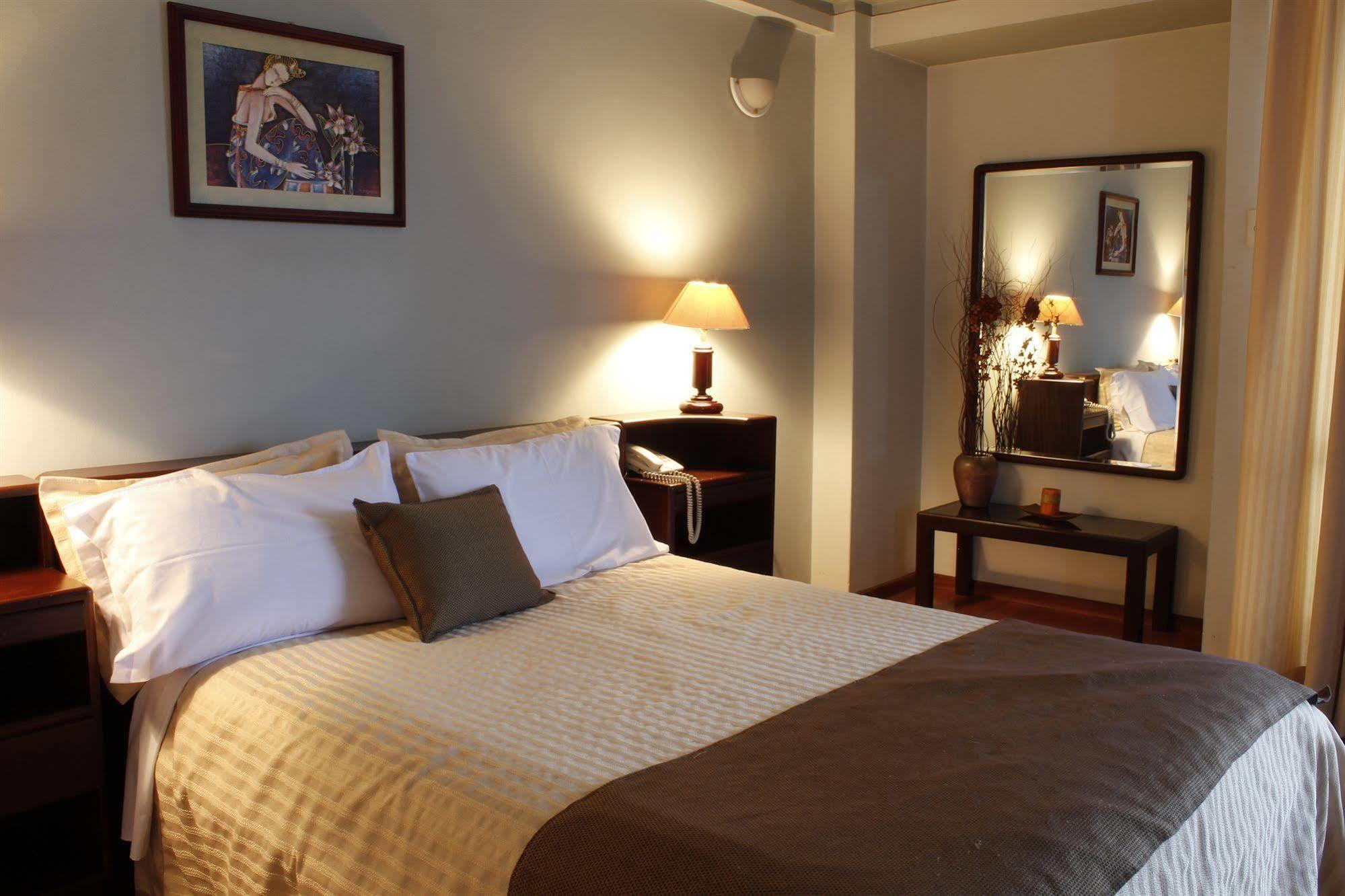 Suites Metropoli Quito Exterior photo